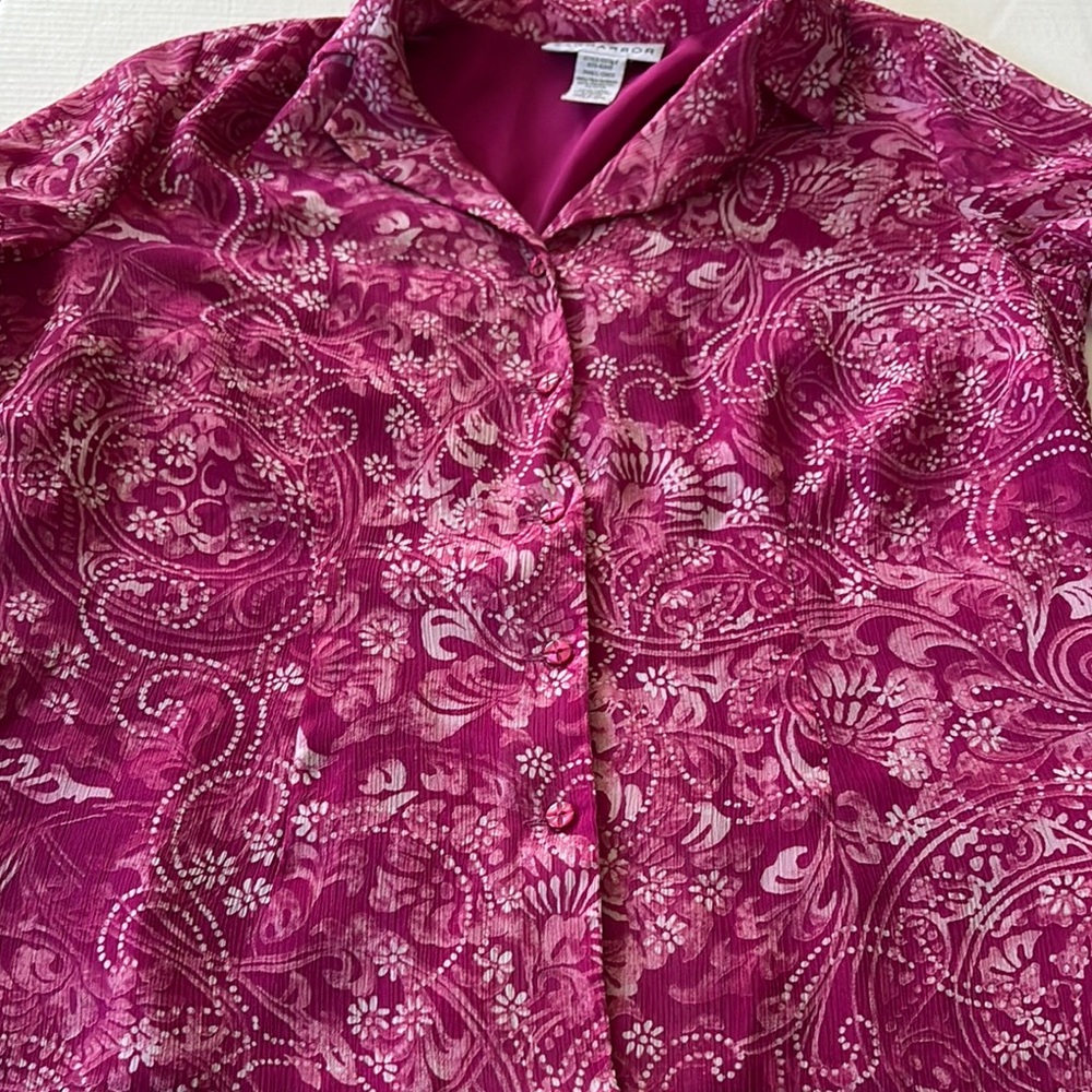 Sag Harbor Fuchsia Paisley Top